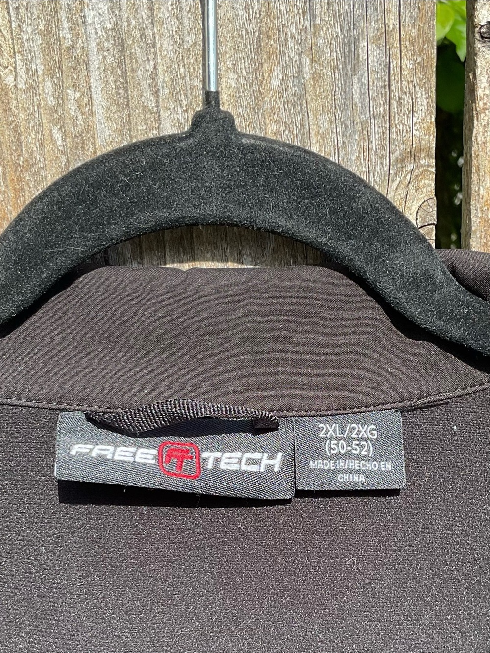Free Tech Black Softshell Jacket Mens 2XL Full Zip Lightweight Coat - Picture 3 of 5